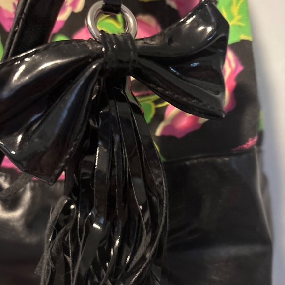 Betsey Johnson Betseyville Purse - Picture 3 of 7
